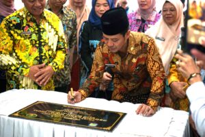 Bupati Dompu Resmikan Gedung Baru NICU-PICU di RSUD Kabupaten Dompu