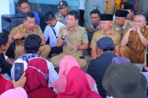 Bupati Dompu Temui Aliansi Honorer: Bahas Nasib Pengangkatan CPNS dan PPPK 2024