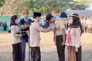 Pimpin langsung Upacara Pembukaan Pramuka, Bupati Dompu Sambut Ratusan Pramuka di Kemah Budaya Festival Lakey