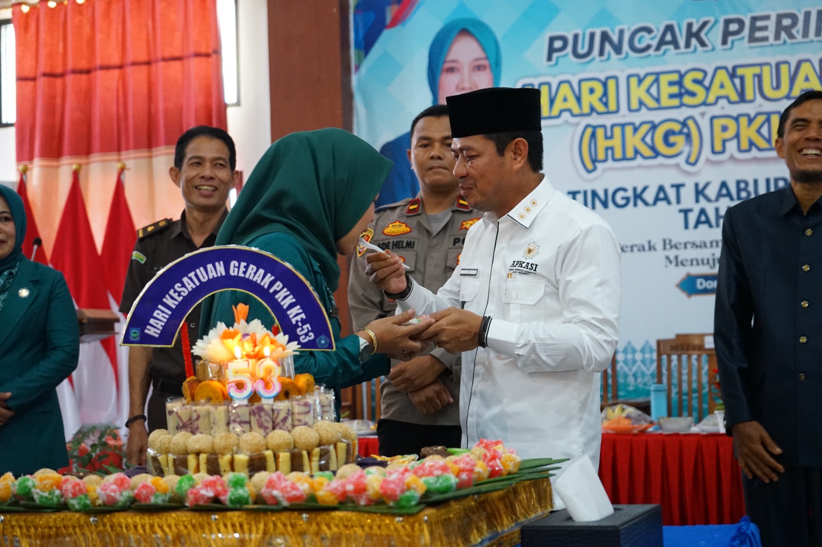 Bupati Dompu: Ibu PKK 'Sosok Hebat dan Penginspirasi', HKG Ke-53 Diharapkan Jadi Energi Pembangunan !