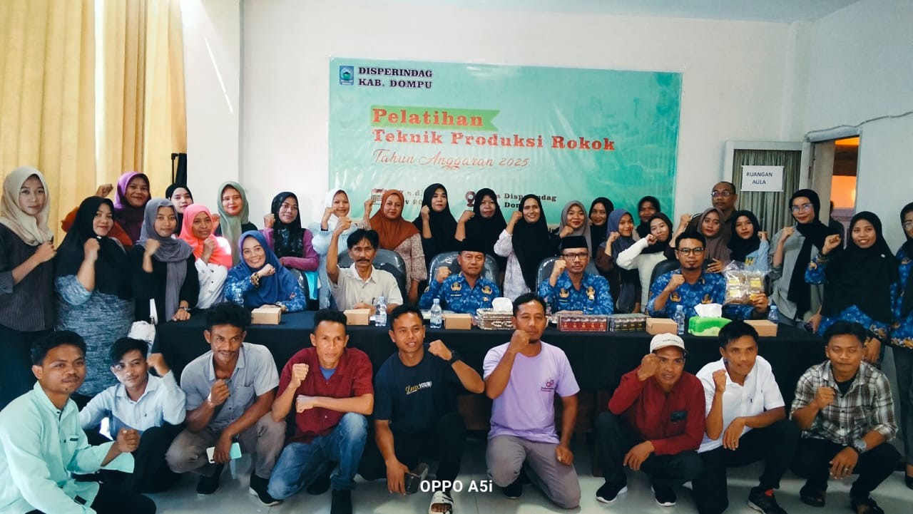 Bupati di Wakili Sekda Dompu Membuka Secara Resmi Pelatihan Teknik Produksi Rokok di Dinas Perindag