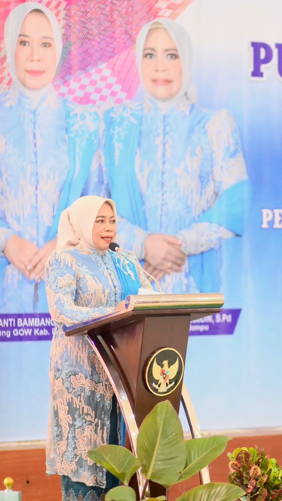 Di Acara Peringatan Hari Ibu Ke-97 Tingkat Kabupaten Dompu, Ketua GOW Bacakan Sejarah Singkat PHI